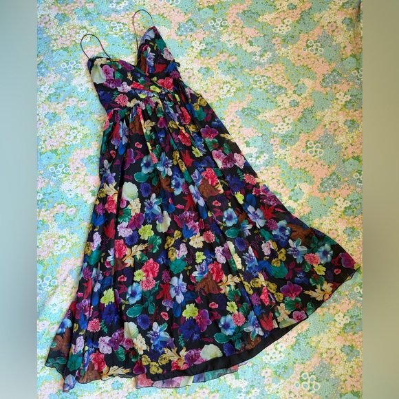 Love by Theia multi floral gown size 16 - Picture 1 of 11